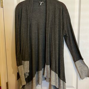Splendid Design light and darker gray multi length over jacket szM